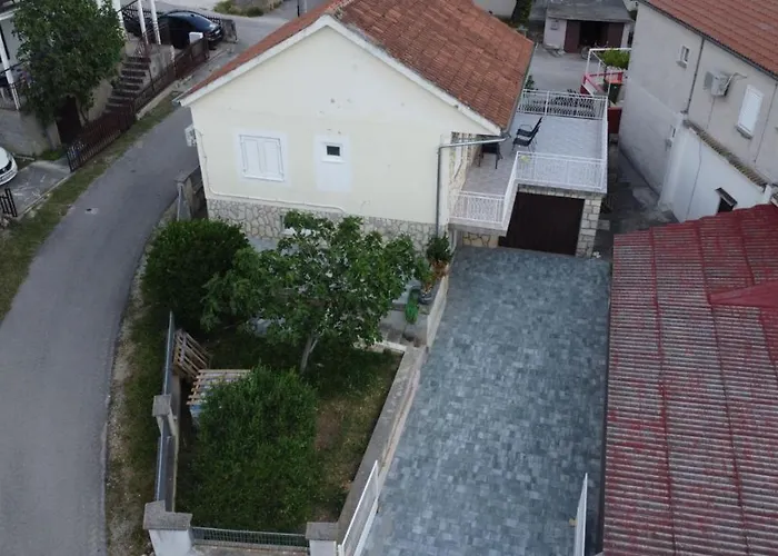 Rovanjska * Jasenice